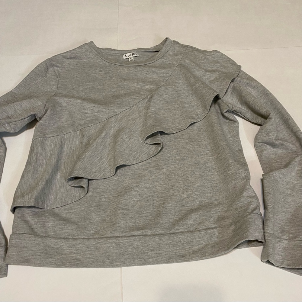 ❤️love, Fire Gray Ruffled Sweatshirt - Picture 4 of 11